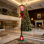 Load image into Gallery viewer, Yuletide Welcome Lamppost