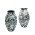 Load image into Gallery viewer, White and black Vase