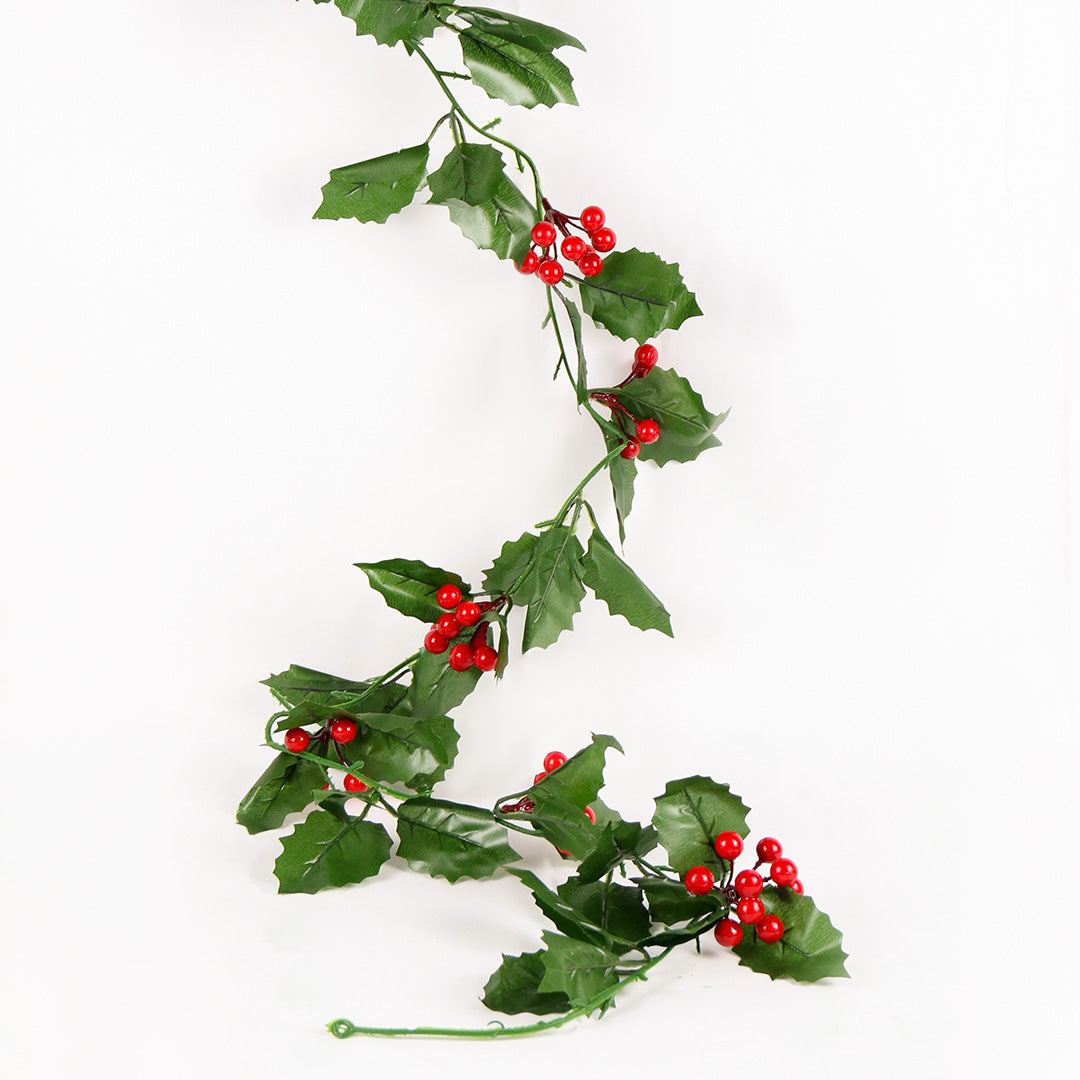 Berry & holly garland 175cm