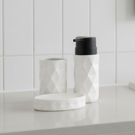 Diamond design ceramic bathroom set