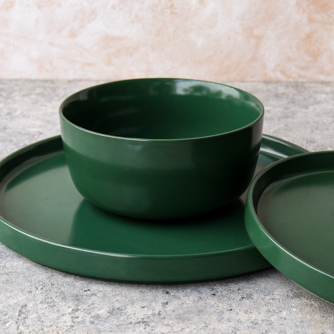 Green Dinnerware Set