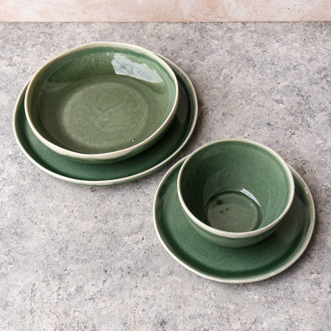 Green Dinnerware Set
