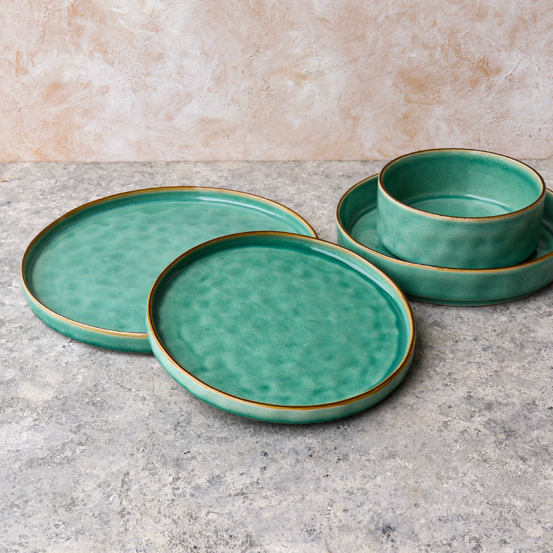 Green Dinnerware set