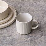 Load image into Gallery viewer, White Dinnerwe set
