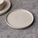 Load image into Gallery viewer, White Dinnerwe set
