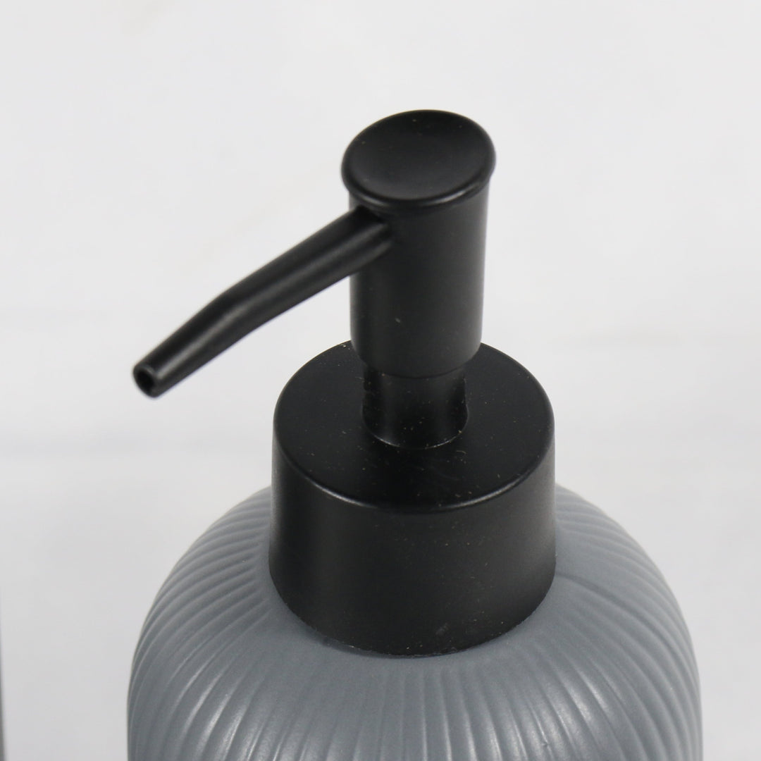 Grey Striped Bathroom Set