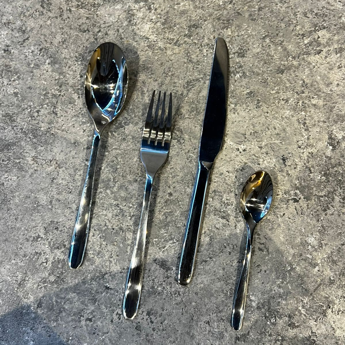 silver cutlery set