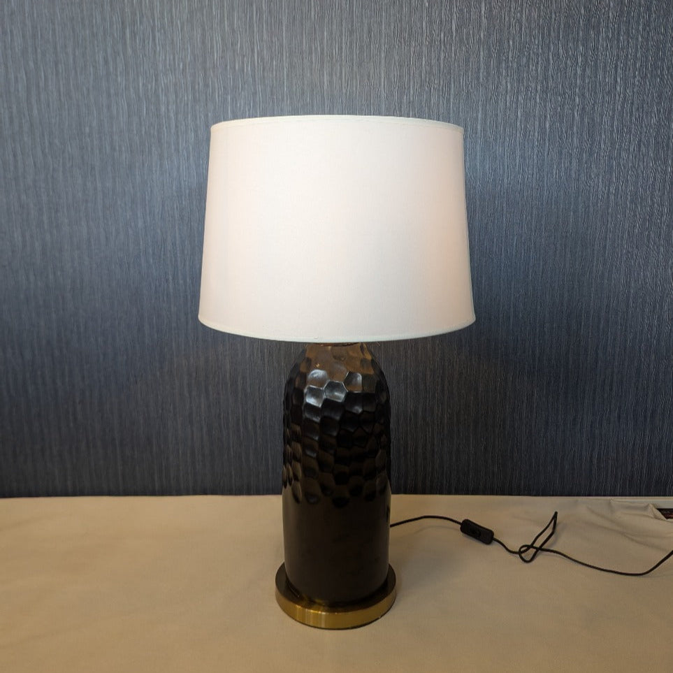 Hammered ceramic Table Lamp