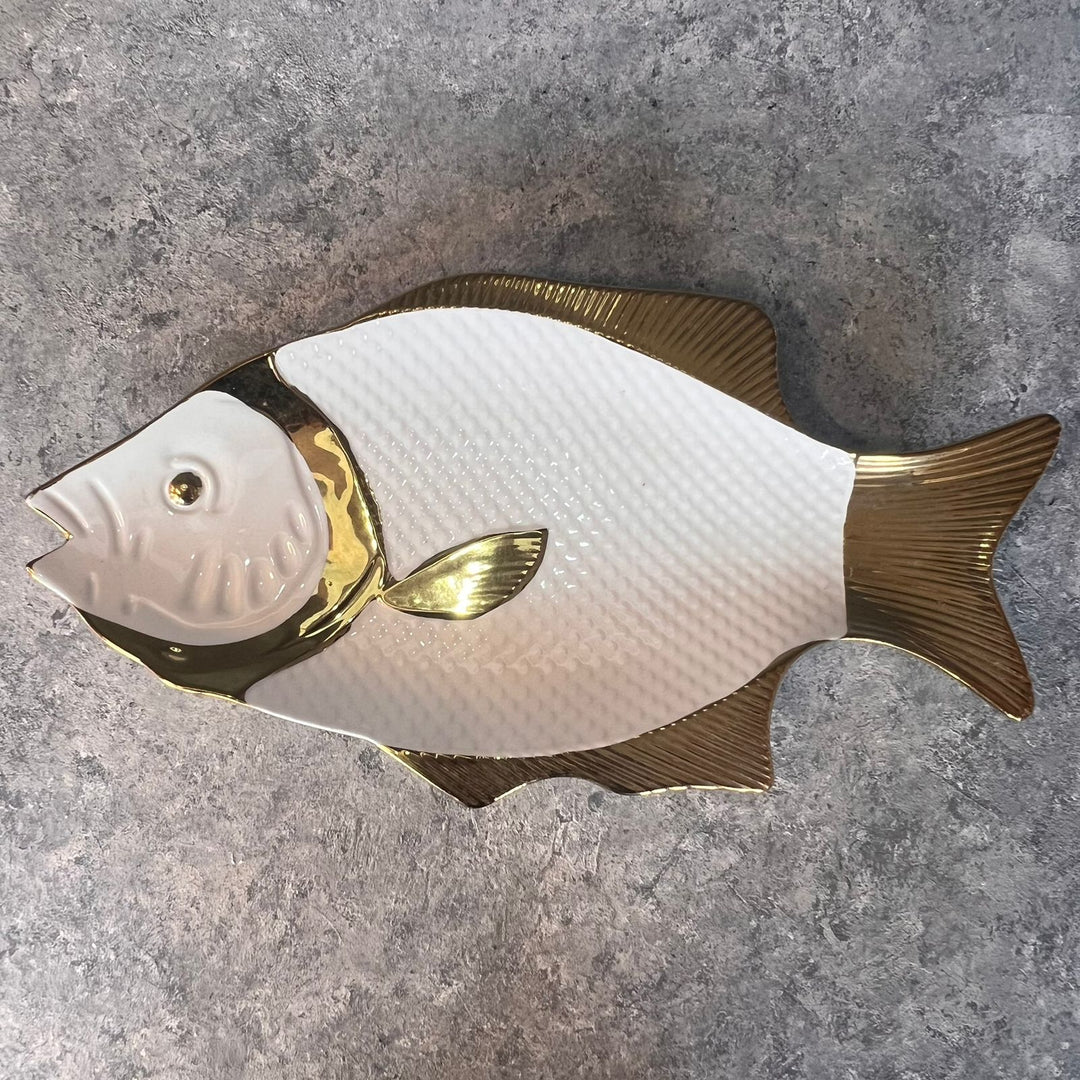 Fish-Shaped Server