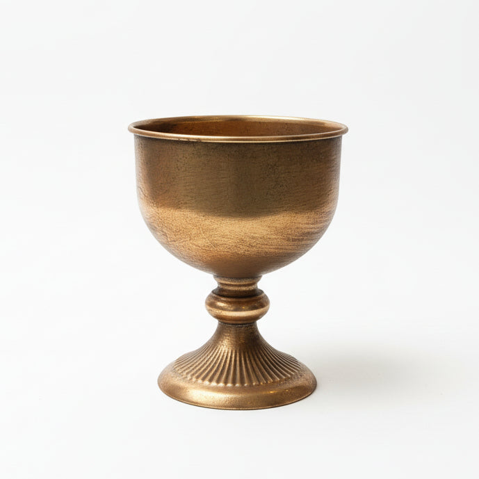 Bronze stand vase