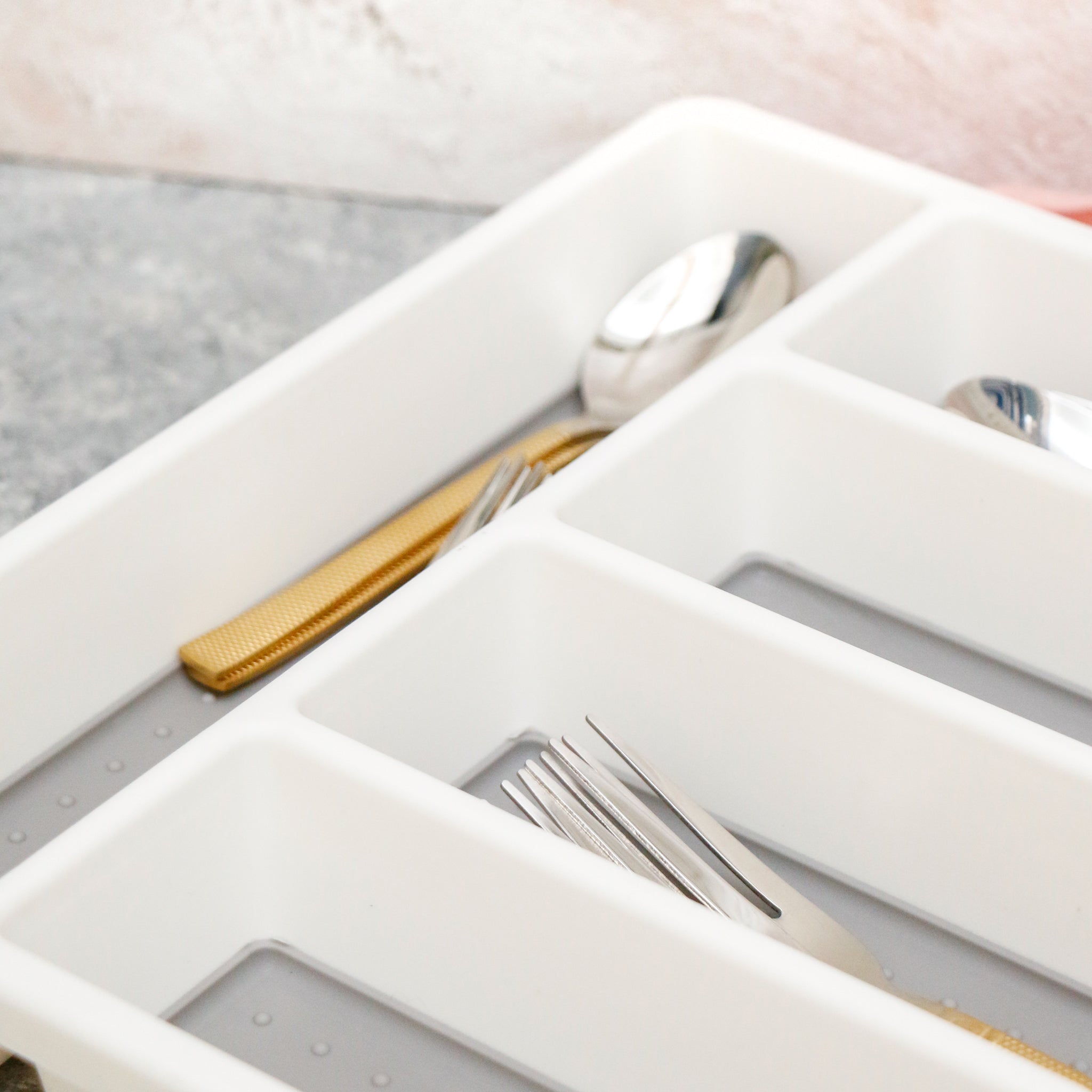 5 Compartment Plastic Cutlery Organizer