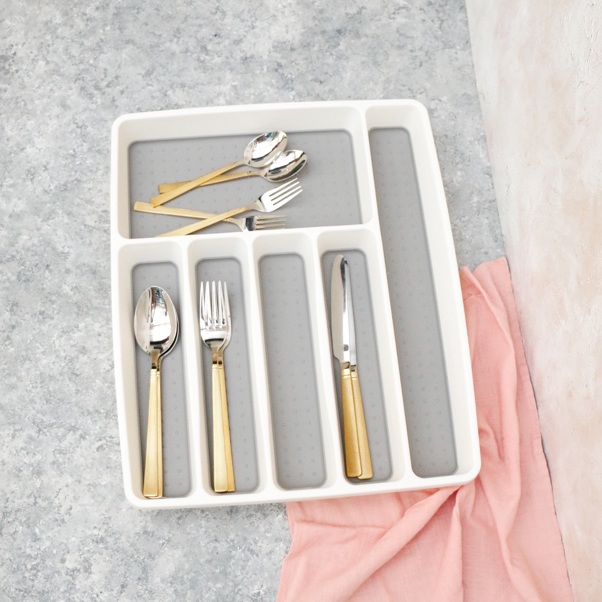 Plastic Cutlery Organizer