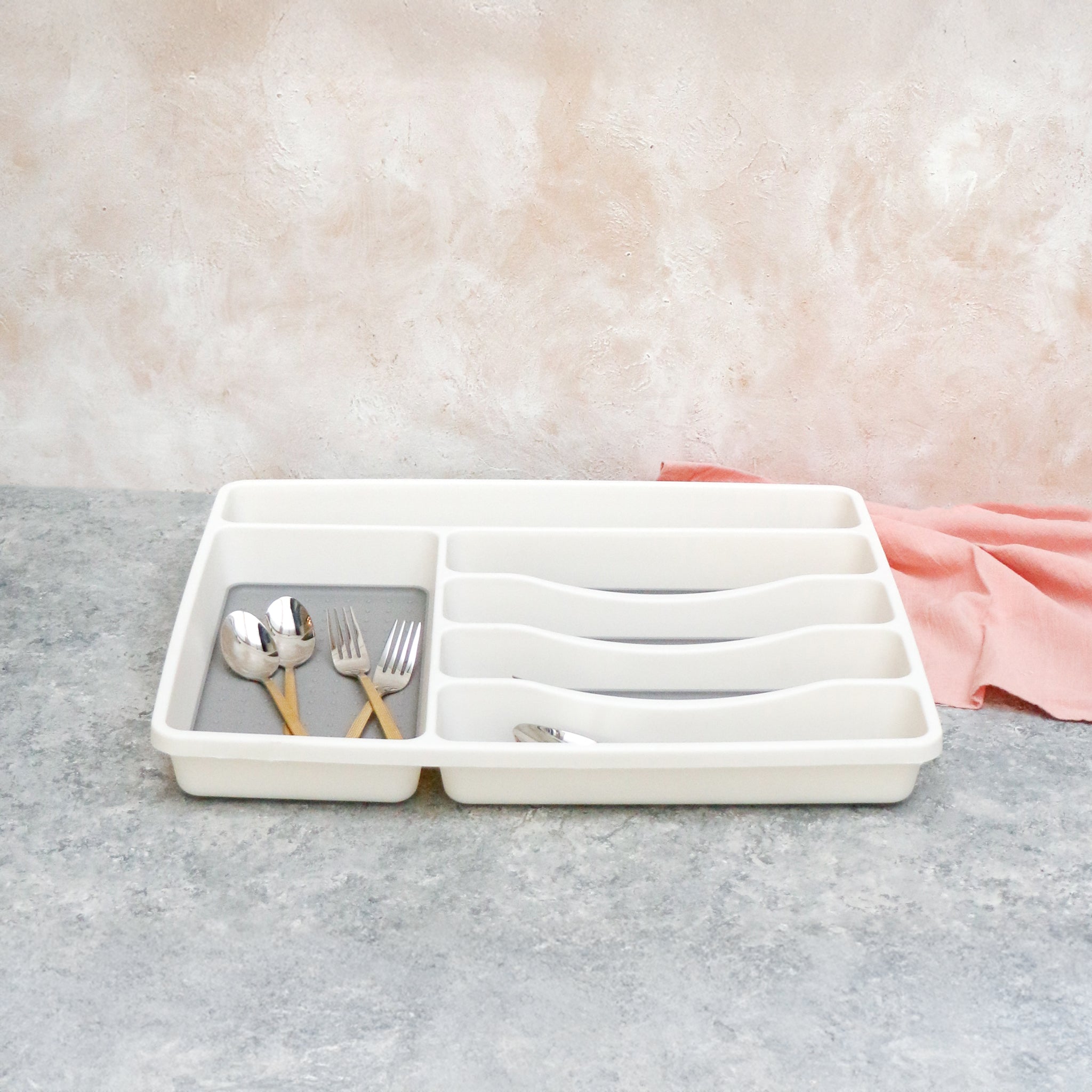 Plastic Cutlery Organizer
