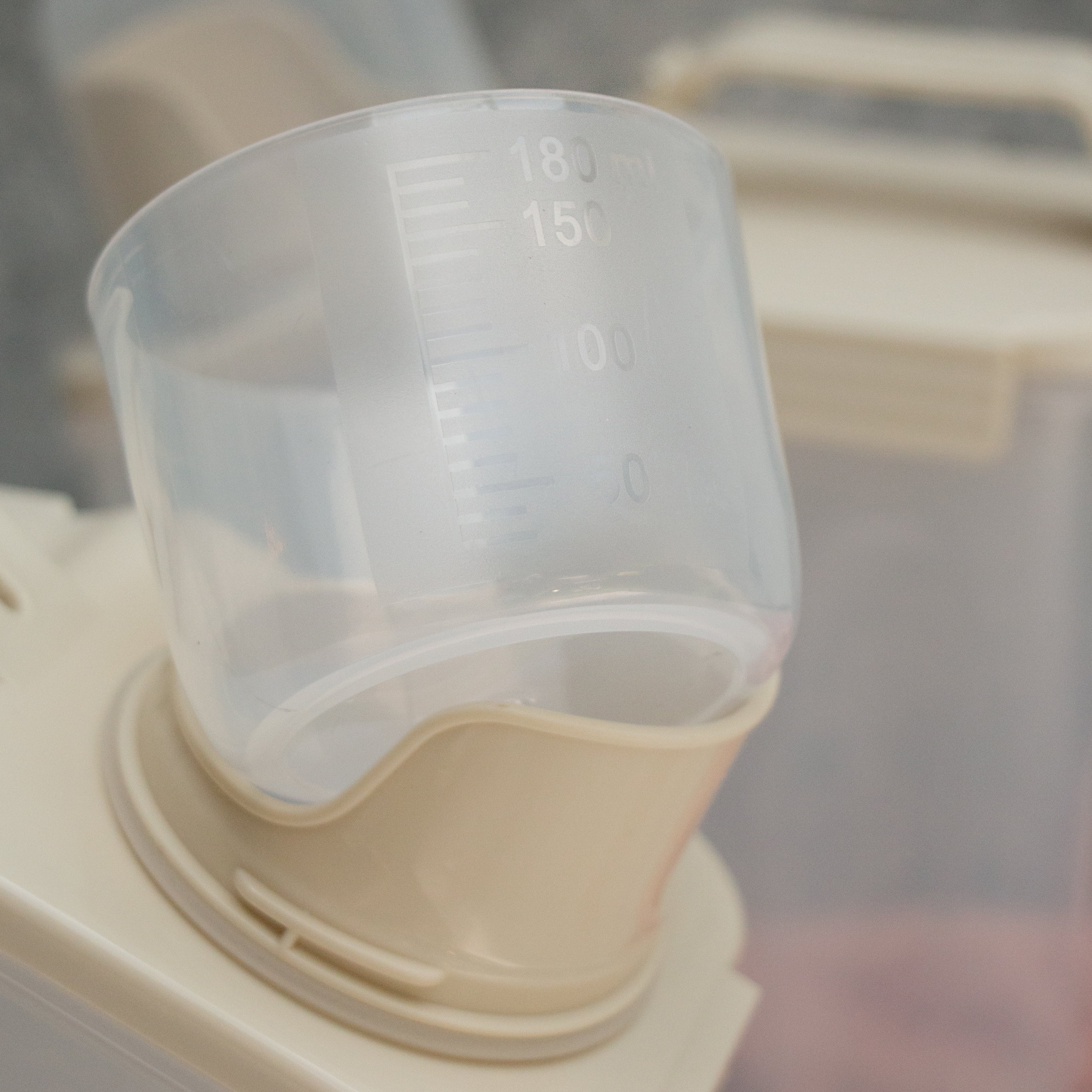 3L Plastic Storage Container With Handle