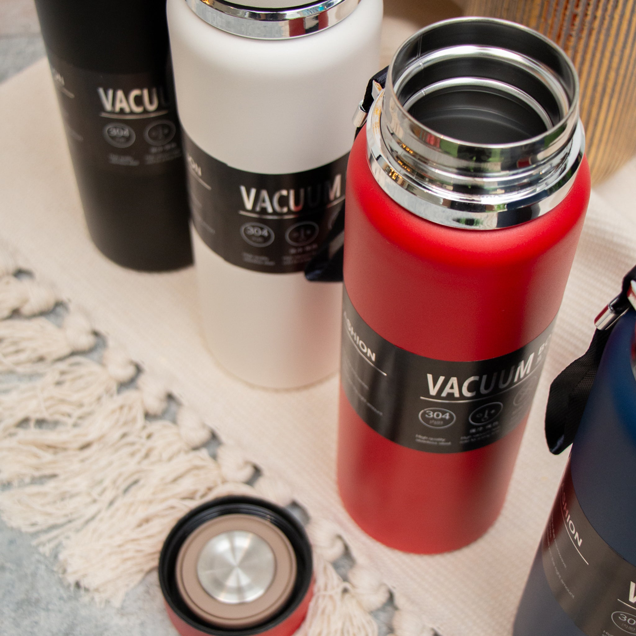 1000ml Color Kettle – Black Vacuum Bottle