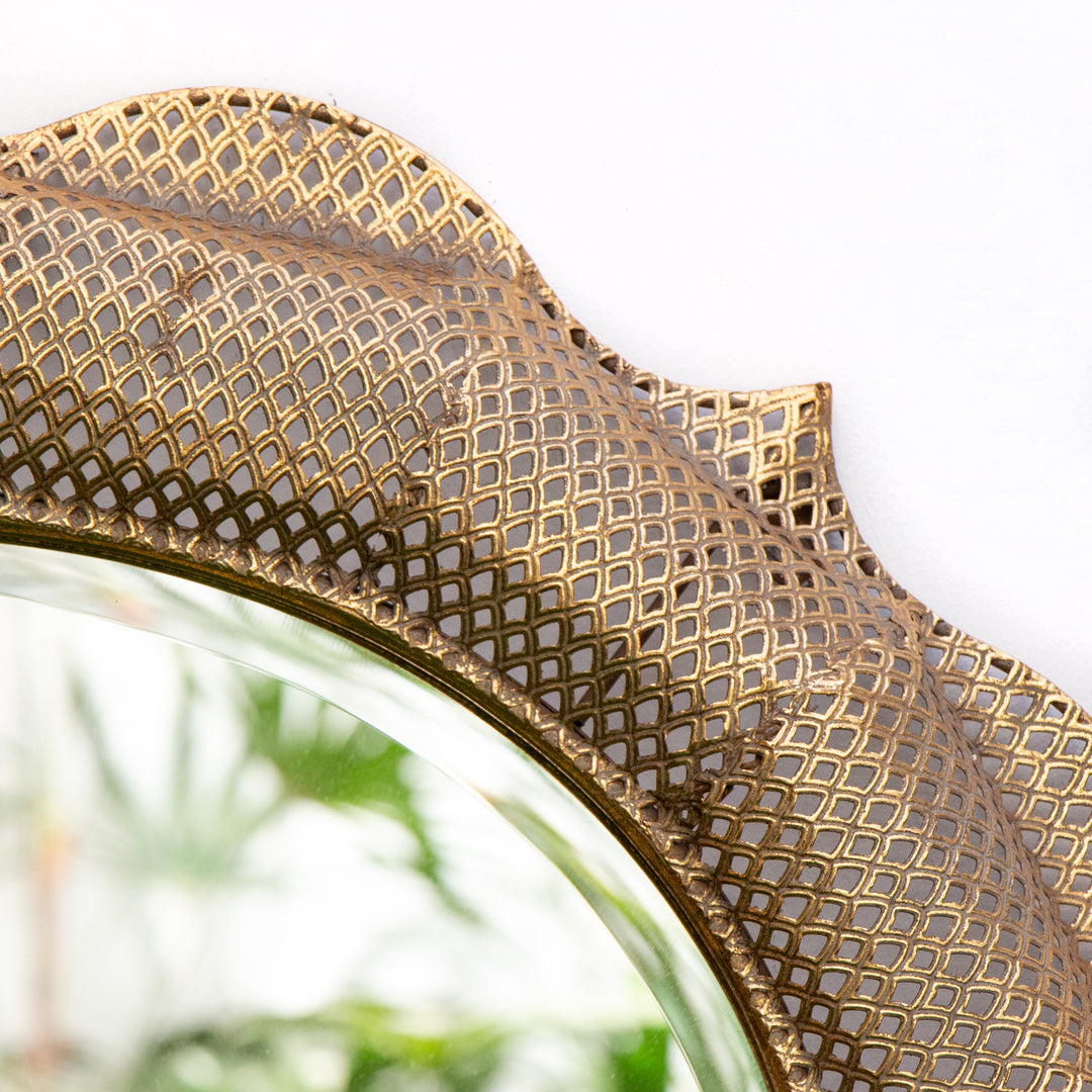 Golden Scalloped Metal Mesh Round Mirror