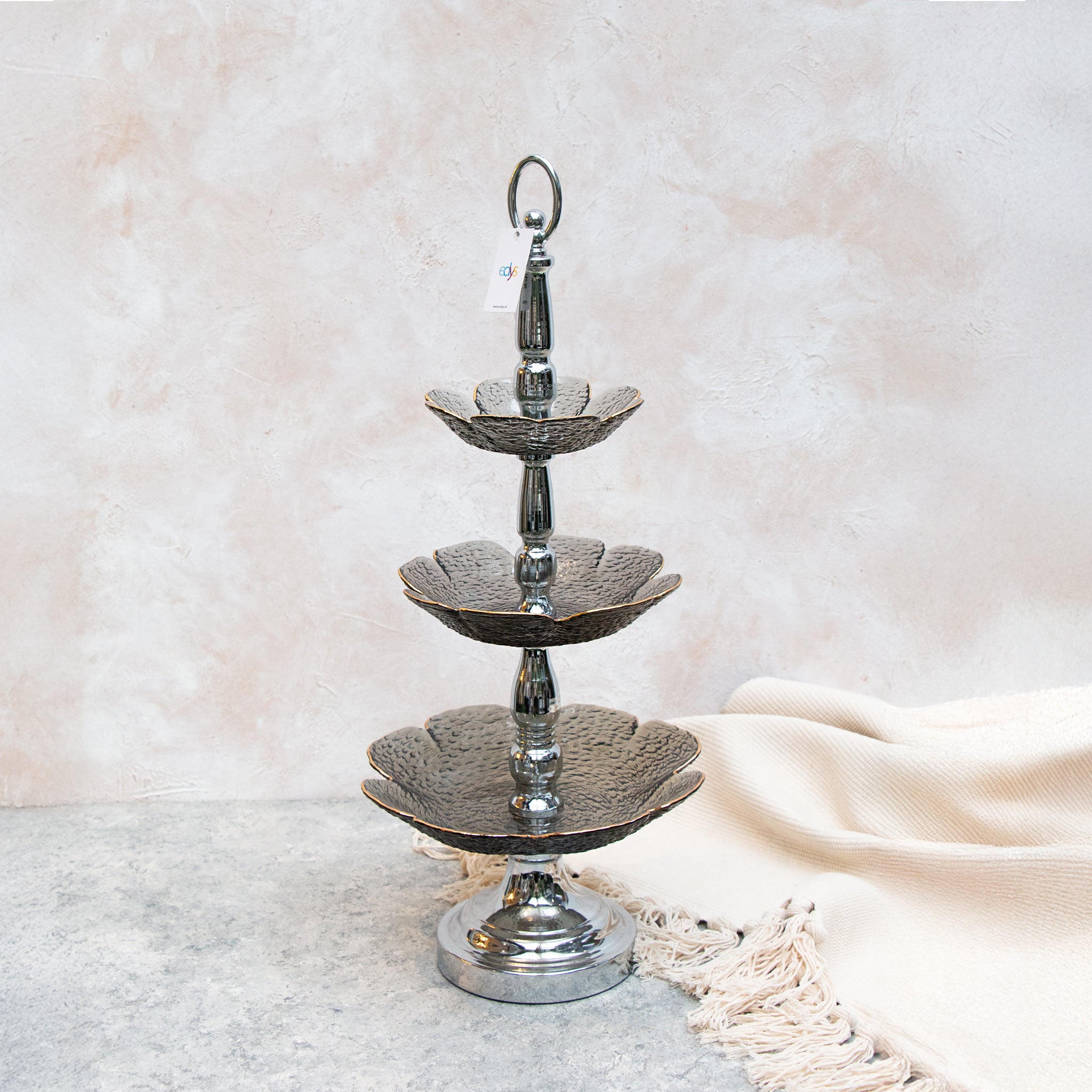 Three Tier Silver Server