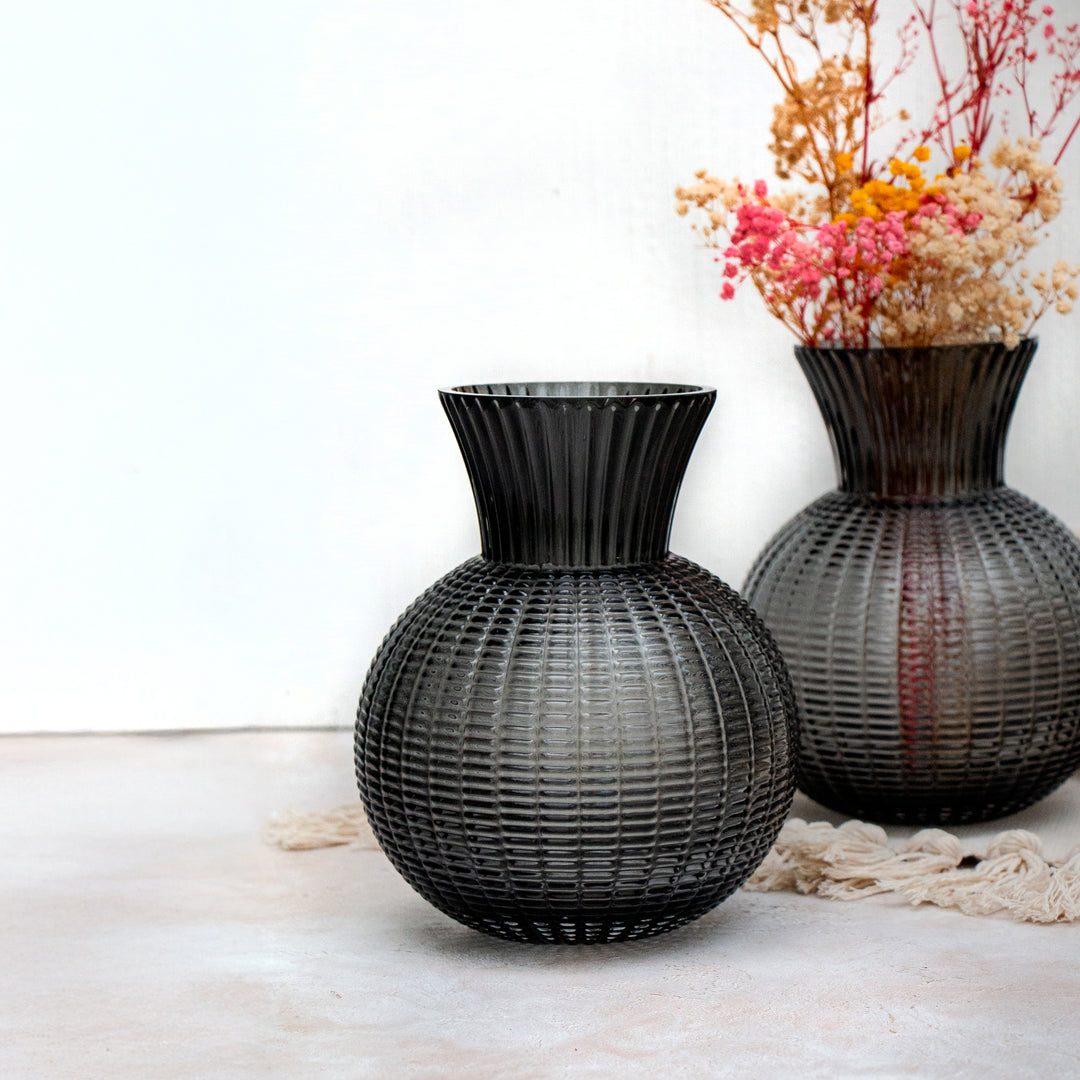 Light Black Ball Vase
