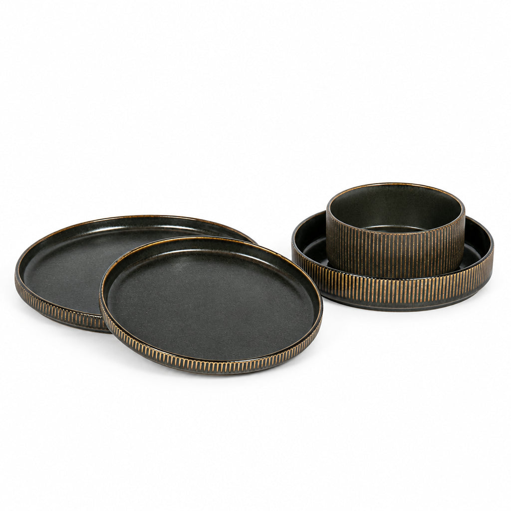 Charcoal Reed Dinnerware Set