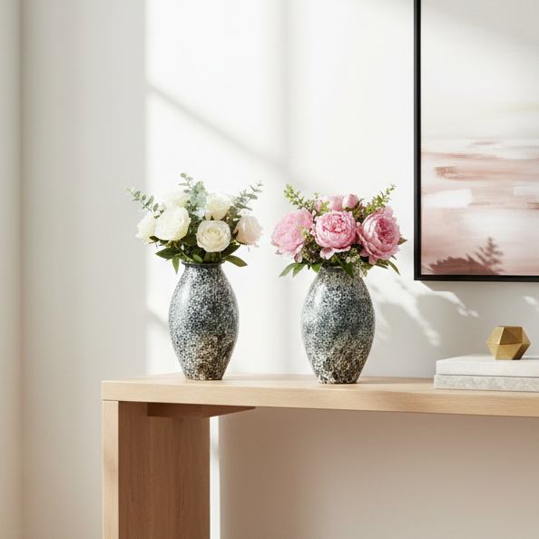 White and black Vase