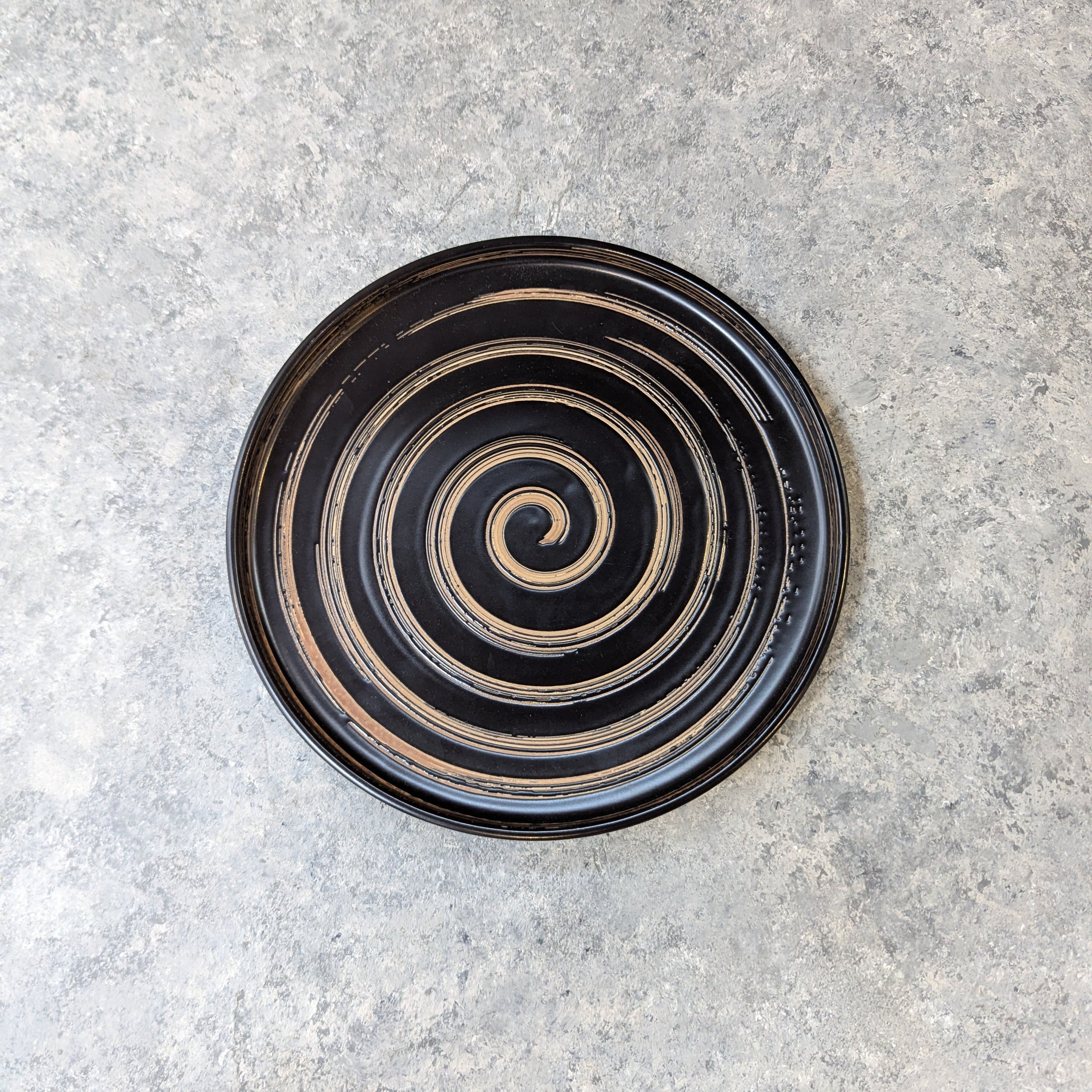 Elegant Black Ceramic Tableware Set