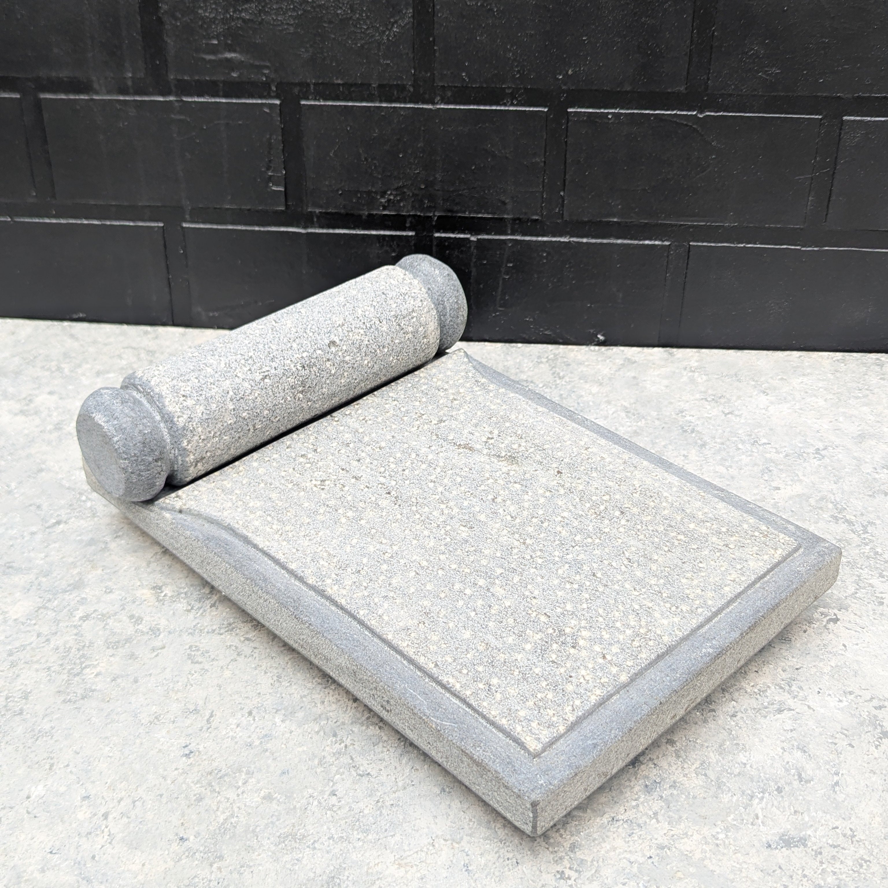 spice grinding stone