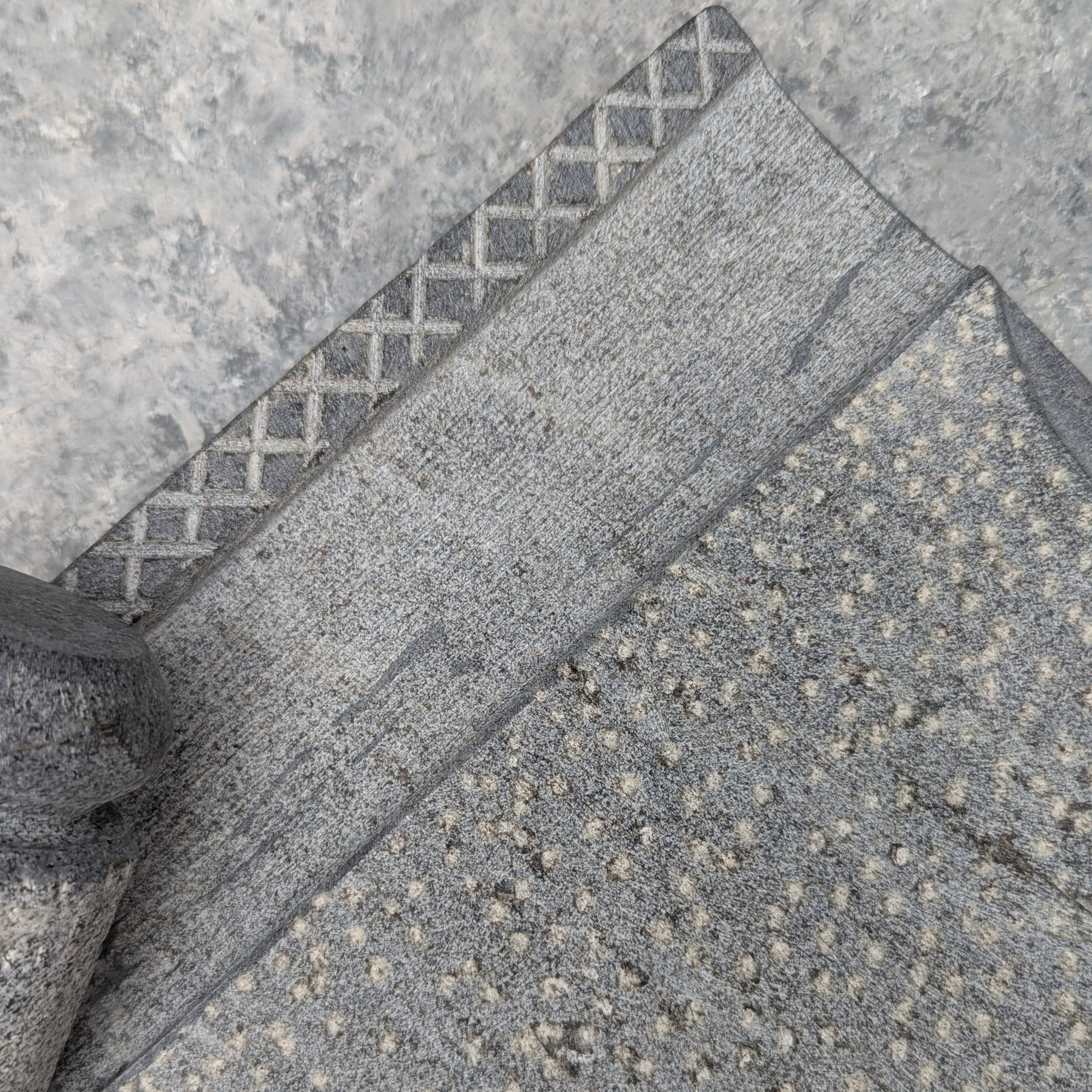 spice grinding stone