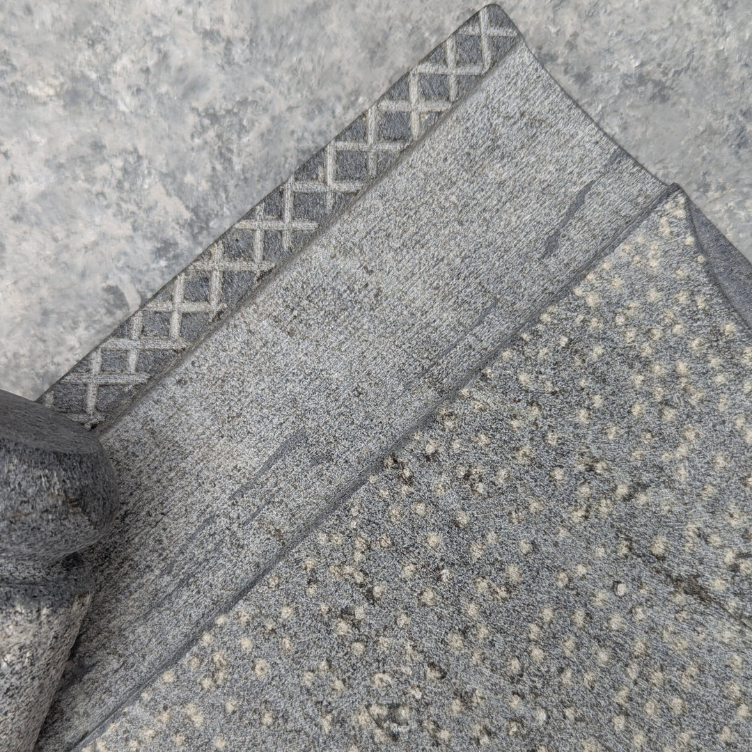 spice grinding stone