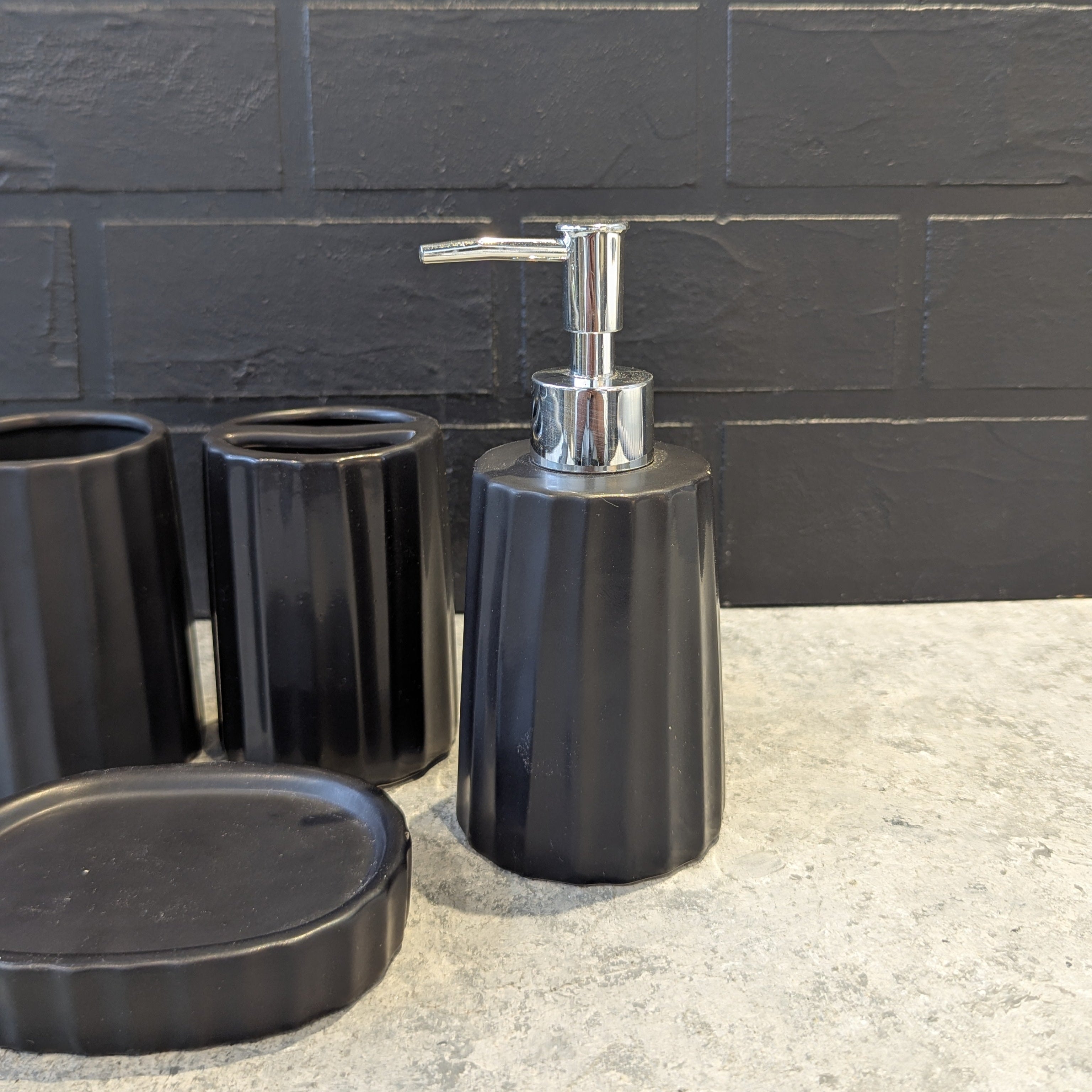 Bathroom Ceramic Set