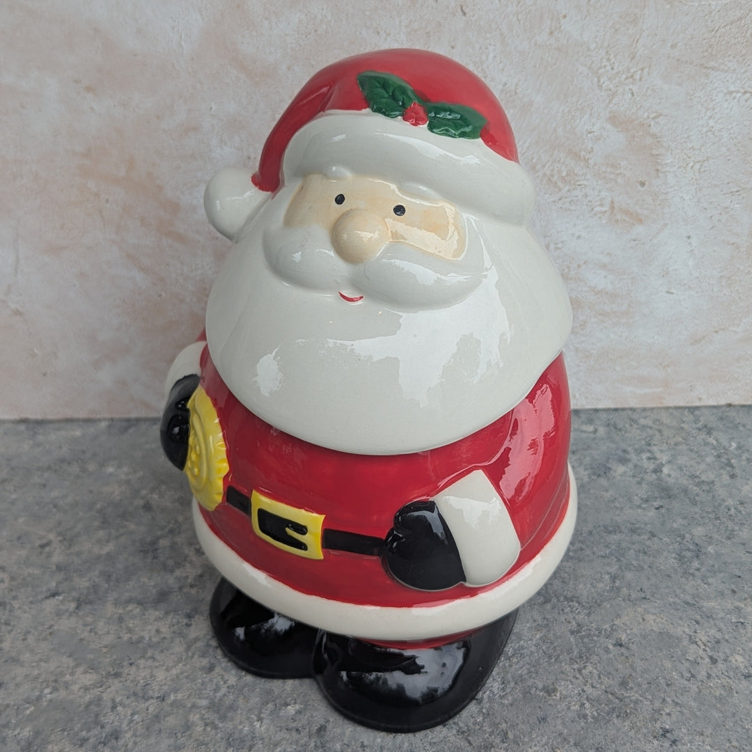 Ceramic Santa - CER032