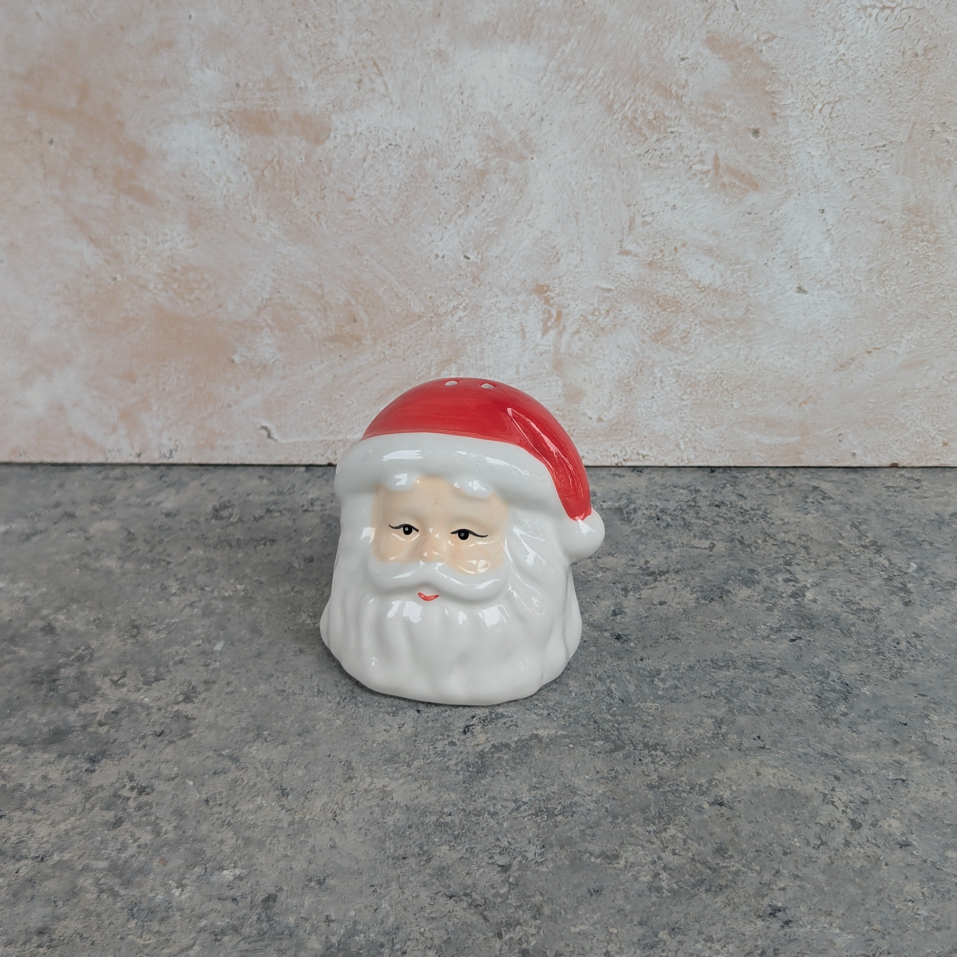 Santa Salt / Pepper Shaker - CER014