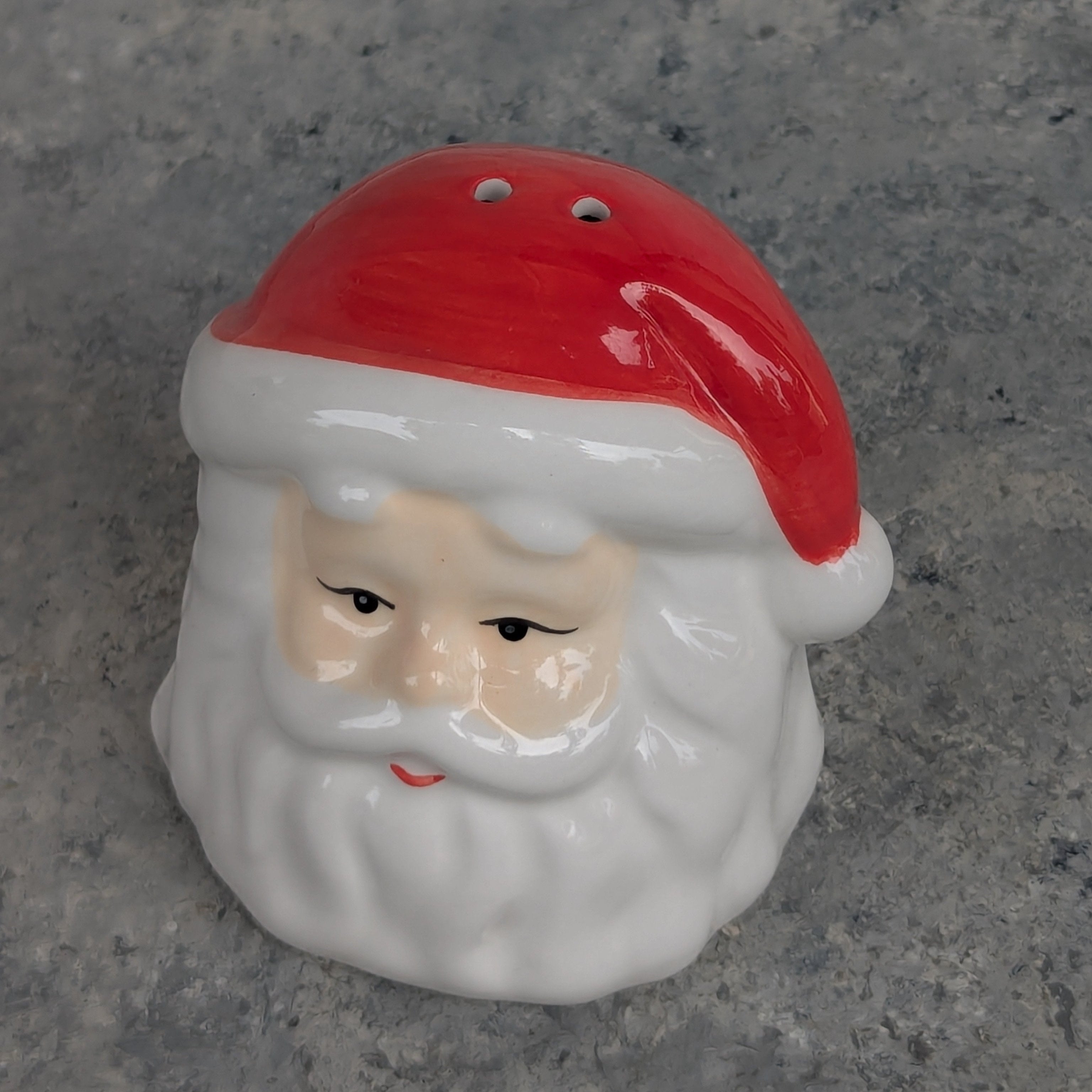 Santa Salt / Pepper Shaker - CER014