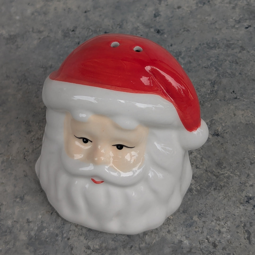 Santa Salt / Pepper Shaker - CER014