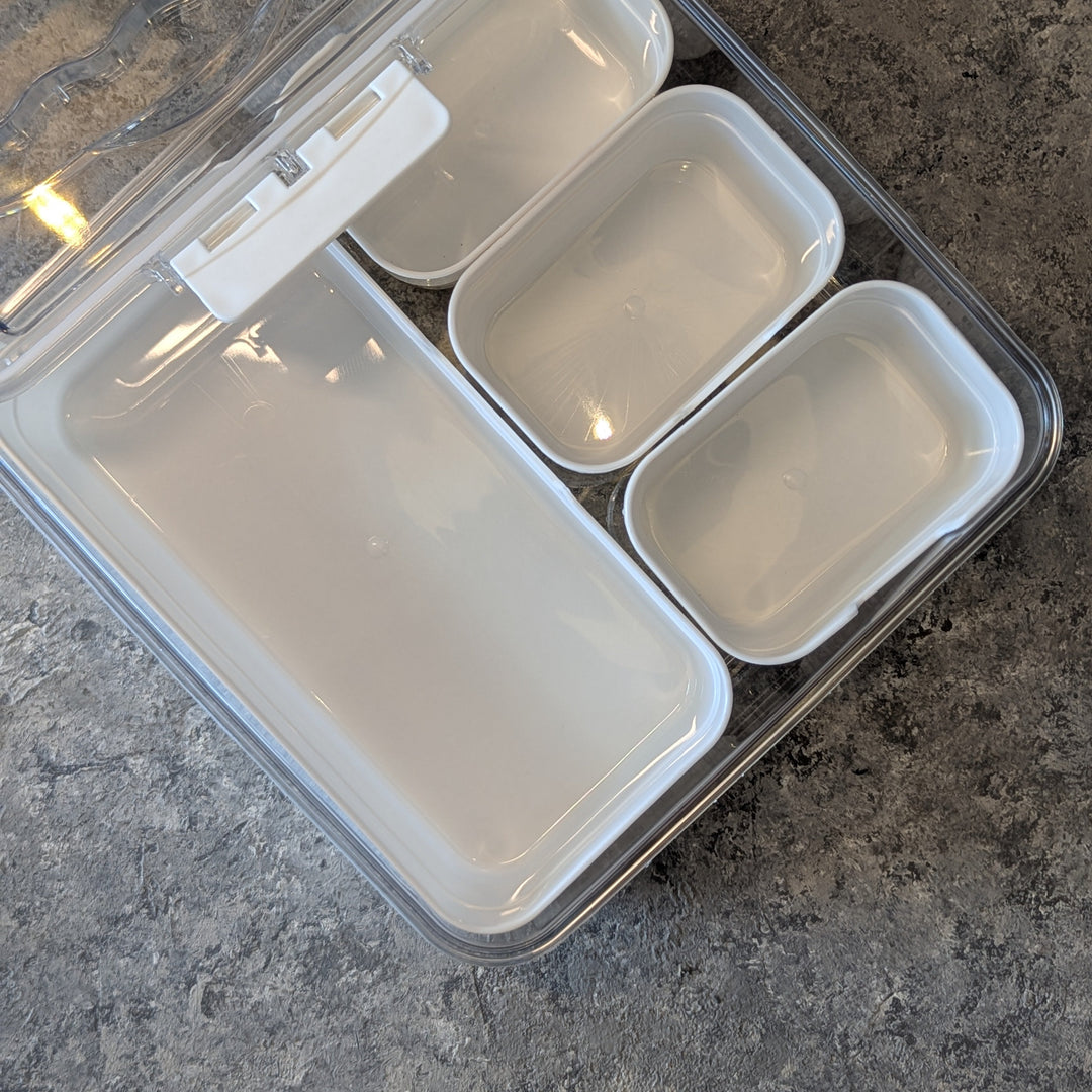 Preservation Box with Handles