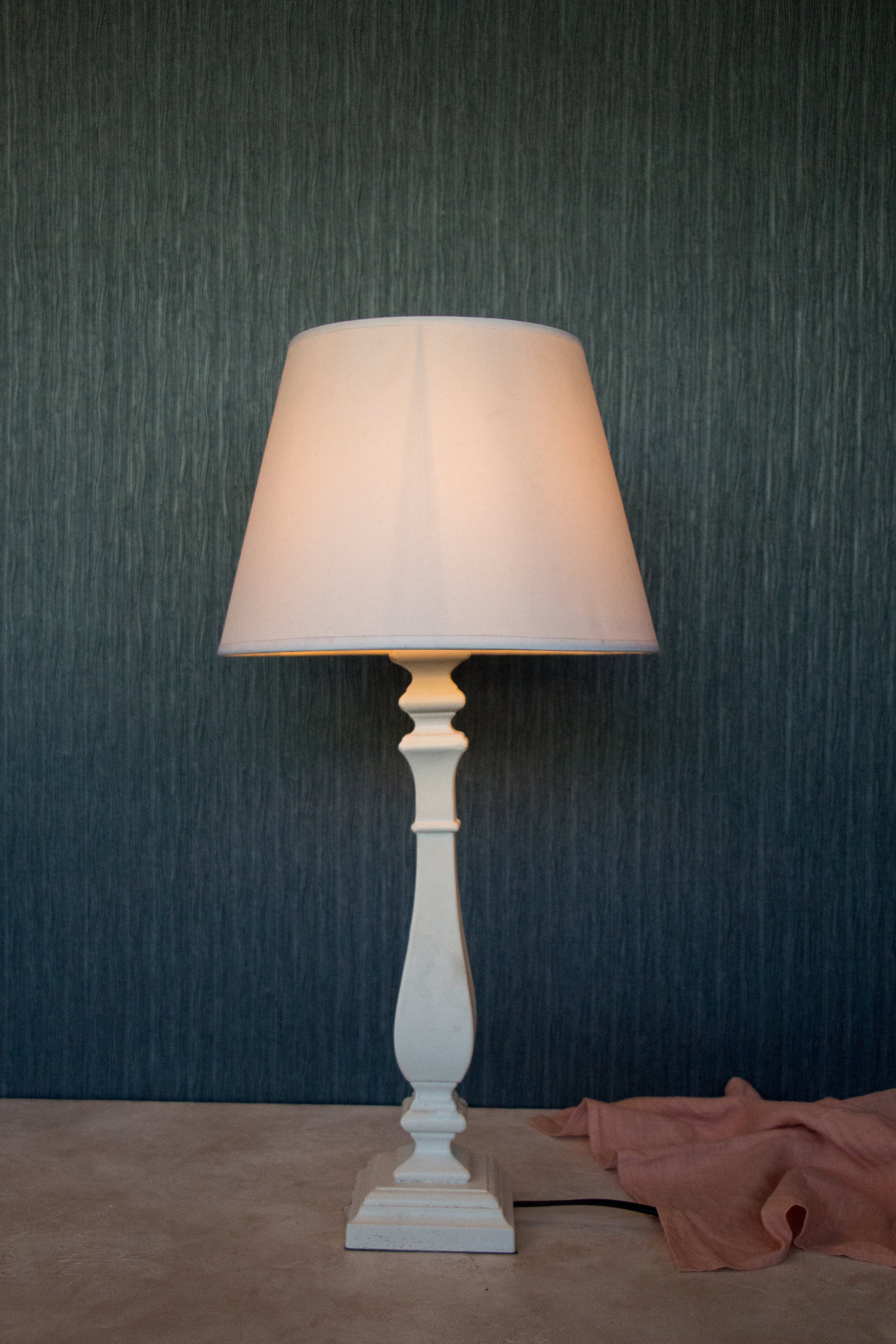 White Table Lamp